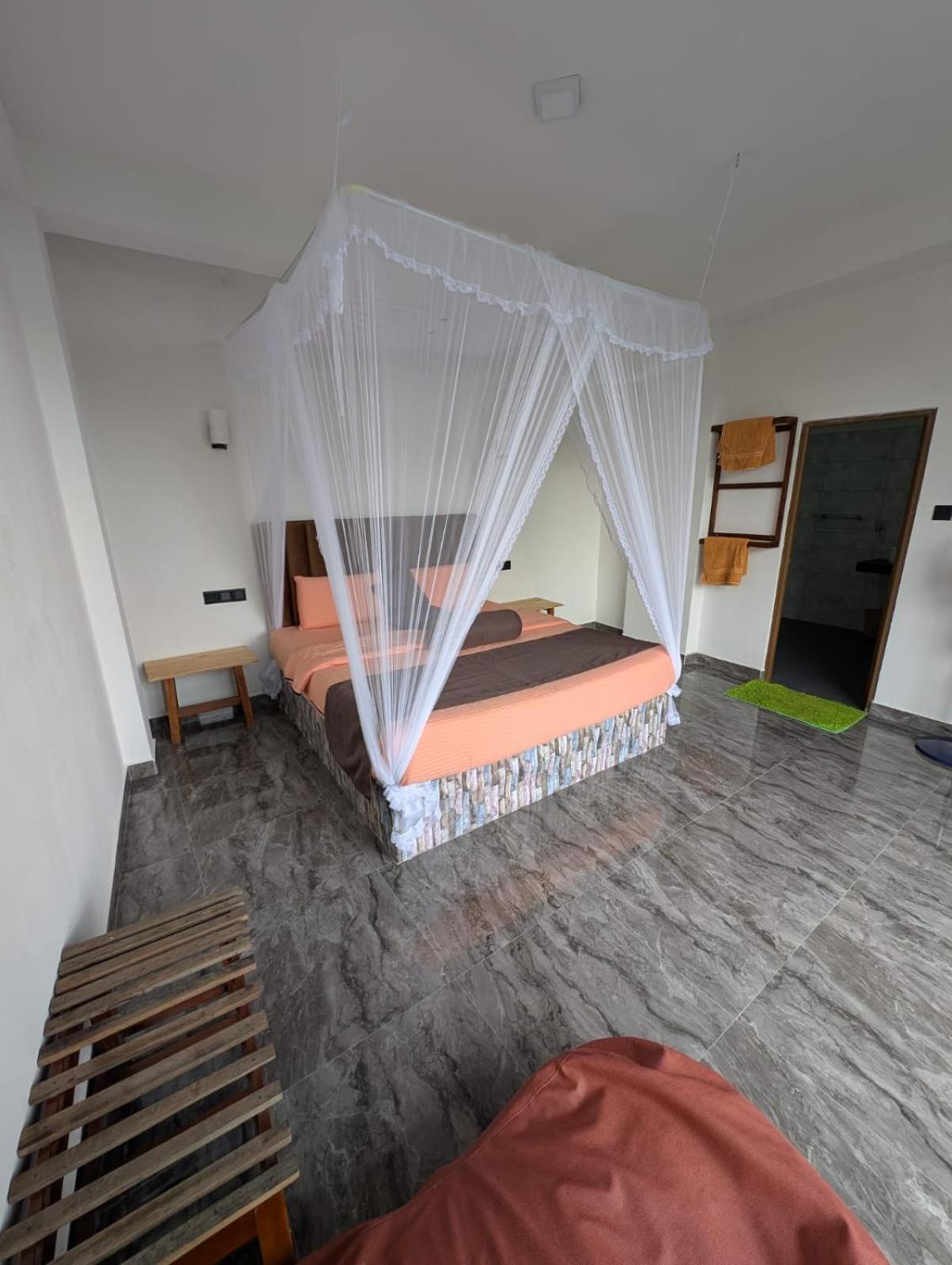 Chamodya Home Stay Элла Экстерьер фото