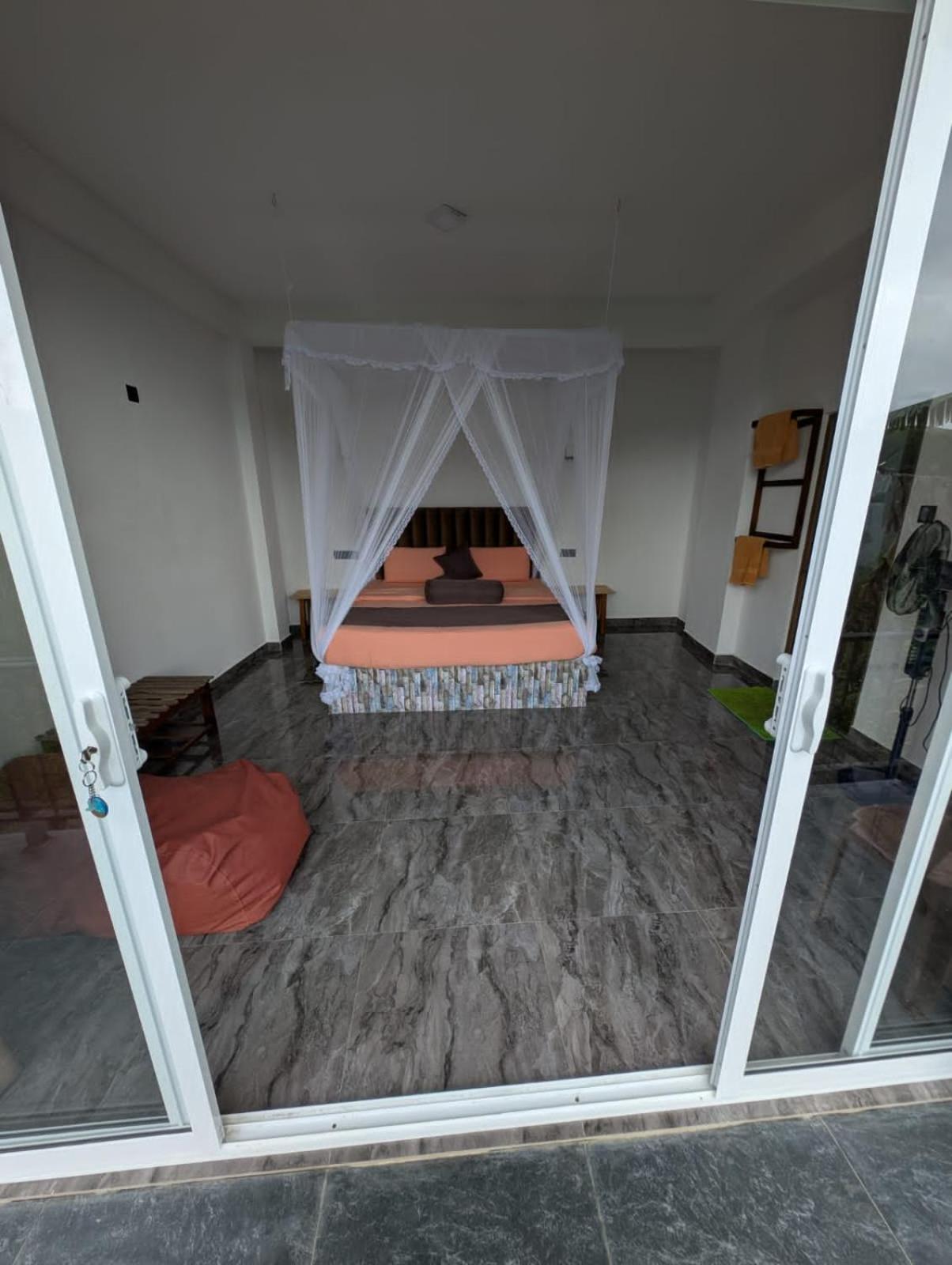 Chamodya Home Stay Элла Экстерьер фото